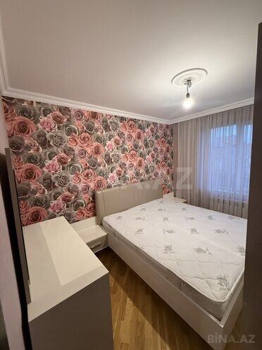 Сдаётся 3-комн. вторичка 77 м², м. Мемар Аджеми, photo 1 from 13