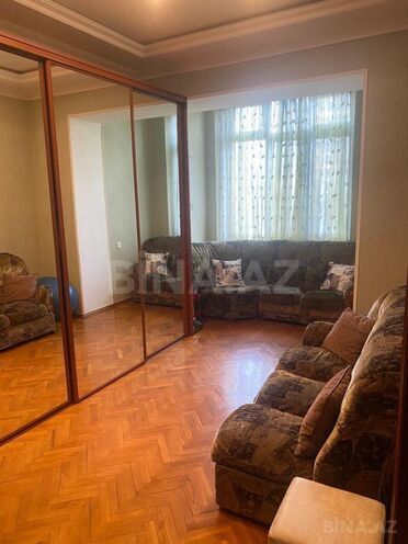 Продаётся 2-комн. вторичка 70 м², Насиминский  р., photo 6 from 12