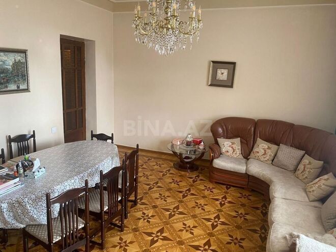 Продаётся 2-комн. вторичка 70 м², Насиминский  р., photo 3 from 12