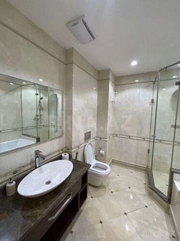 İcarəyə verilir 4 otaqlı yeni tikili 190 m², 28 May m., photo 18 from 32