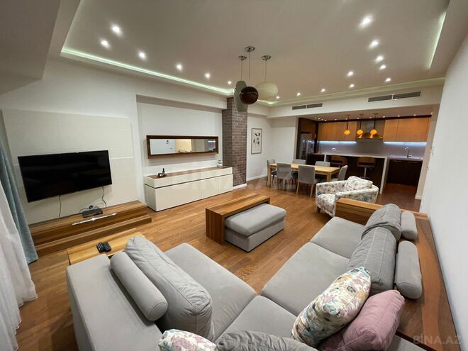 İcarəyə verilir 4 otaqlı yeni tikili 190 m², 28 May m., photo 6 from 32