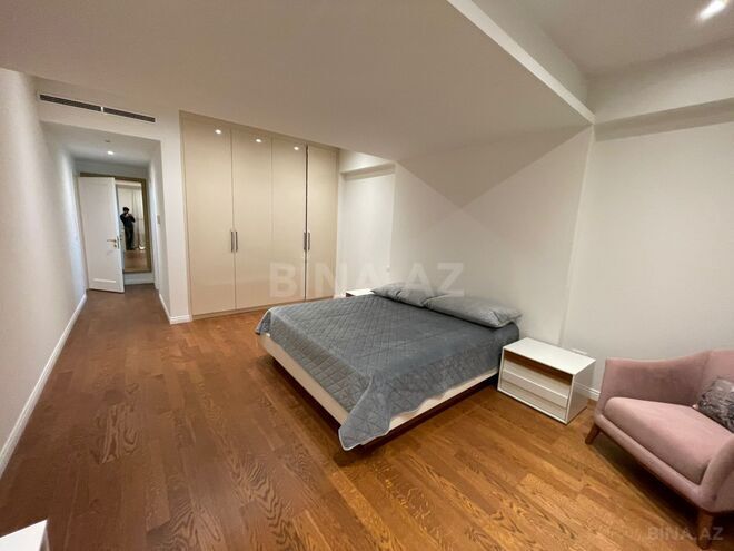 İcarəyə verilir 4 otaqlı yeni tikili 190 m², 28 May m., photo 16 from 32