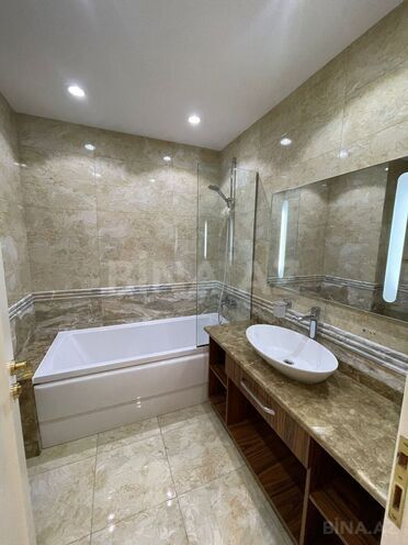 İcarəyə verilir 4 otaqlı yeni tikili 190 m², 28 May m., photo 31 from 32