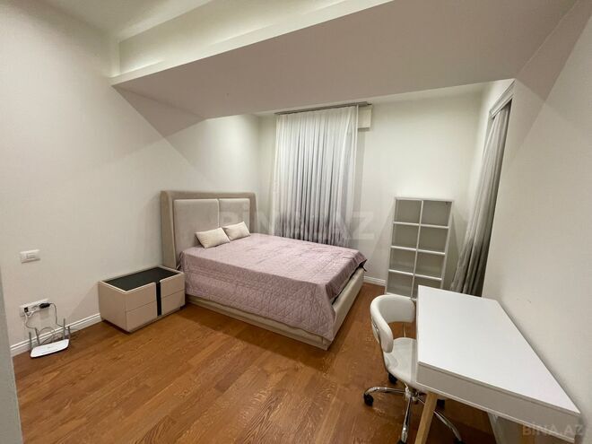 İcarəyə verilir 4 otaqlı yeni tikili 190 m², 28 May m., photo 20 from 32