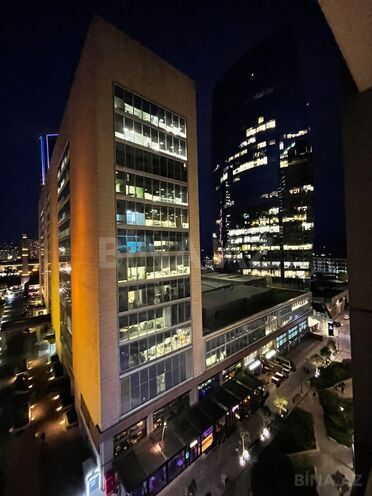 İcarəyə verilir 4 otaqlı yeni tikili 190 m², 28 May m., photo 26 from 32