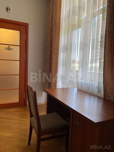 İcarəyə verilir 3 otaqlı yeni tikili 111 m², 28 May m., photo 8 from 14
