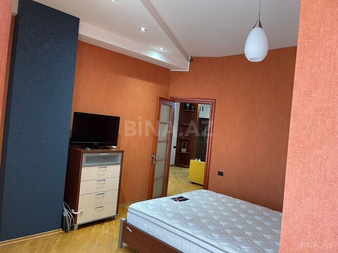 İcarəyə verilir 3 otaqlı yeni tikili 111 m², 28 May m., photo 10 from 14