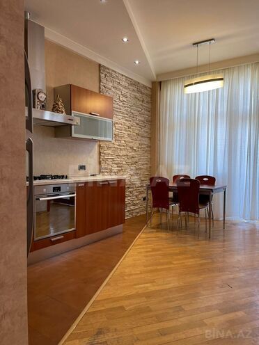 İcarəyə verilir 3 otaqlı yeni tikili 111 m², 28 May m., photo 5 from 14