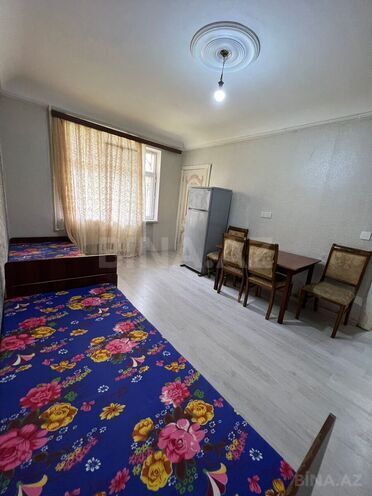 Сдаётся 2-комн. вторичка 40 м², м. Нефтчиляр, photo 3 from 7