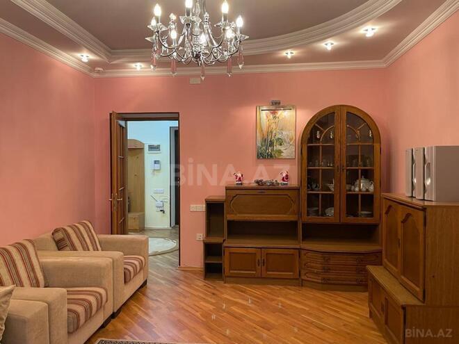 Сдаётся 2-комн. вторичка 80 м², м. Сахил, photo 7 from 18