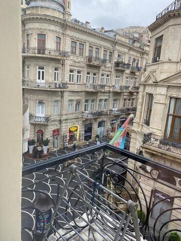 Продаётся 1-комн. вторичка 40 м², м. Сахил, photo 8 from 29