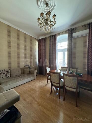 Продаётся 1-комн. вторичка 40 м², м. Сахил, photo 1 from 29