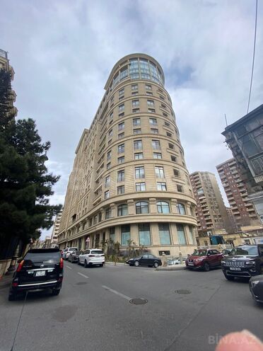 İcarəyə verilir 4 otaqlı yeni tikili 200 m², Nizami m., photo 1 from 30