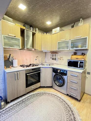 Satılır 2 otaqlı köhnə tikili 65 m², İnşaatçılar m., photo 5 from 10