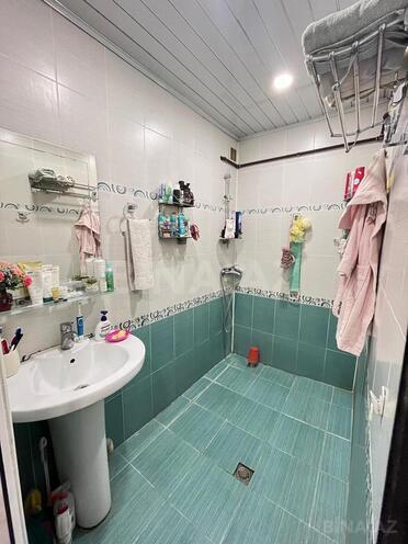 Satılır 2 otaqlı köhnə tikili 65 m², İnşaatçılar m., photo 8 from 10