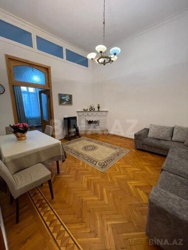 İcarəyə verilir 3 otaqlı köhnə tikili 85 m², 28 May m., photo 9 from 10