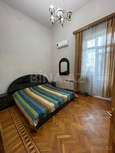 İcarəyə verilir 3 otaqlı köhnə tikili 85 m², 28 May m., photo 5 from 10