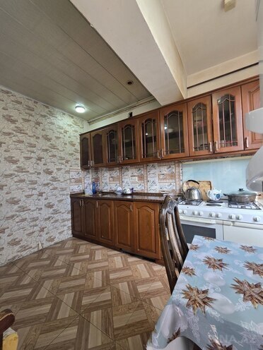 Продаётся 5-комн. вторичка 120 м², м. Иншаатчылар, photo 8 from 19