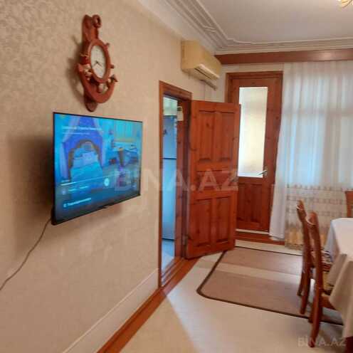 Продаётся 3-комн. вторичка 75 м², м. Насими, photo 1 from 12