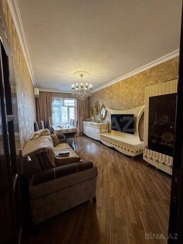 Продаётся 3-комн. вторичка 65 м², м. Халглар Достлугу, photo 1 from 13