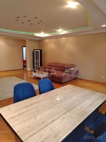 İcarəyə verilir 3 otaqlı yeni tikili 165 m², 28 May m., photo 4 from 12