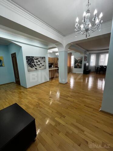İcarəyə verilir 4 otaqlı yeni tikili 160 m², Sahil m., photo 3 from 11