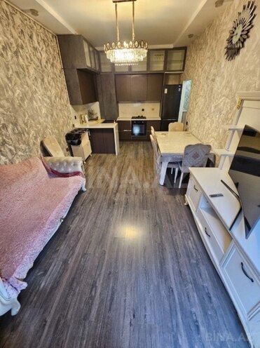Продаётся 2-комн. новостройка 50 м², м. Кара Караев, photo 4 from 9