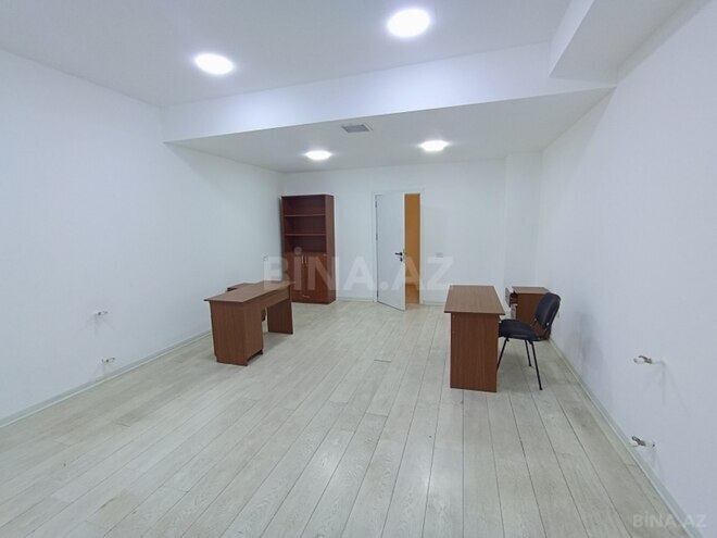 Сдаётся 1-комн. офис 35 м², м. Нариман Нариманов, photo 9 from 12
