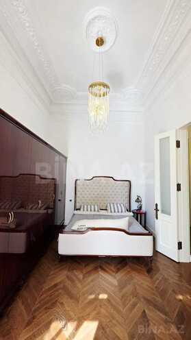 İcarəyə verilir 2 otaqlı köhnə tikili 115 m², Sahil m., photo 18 from 29