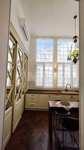 İcarəyə verilir 2 otaqlı köhnə tikili 115 m², Sahil m., photo 13 from 29