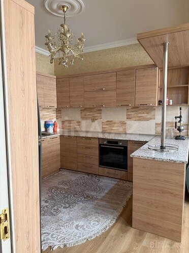 Продаётся 4-комн. новостройка 110 м², м. Нефтчиляр, photo 13 from 25