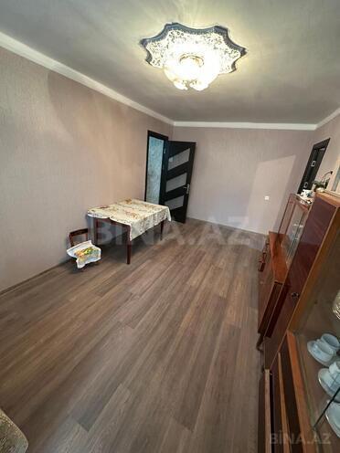 Продаётся 2-комн. вторичка 55 м², м. Нефтчиляр, photo 1 from 13