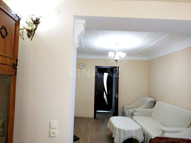 Продаётся 2-комн. вторичка 50 м², м. Иншаатчылар, photo 3 from 9