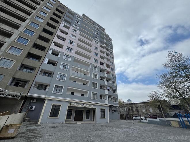 Продаётся 1-комн. новостройка 54 м², м. Низами, photo 1 from 9