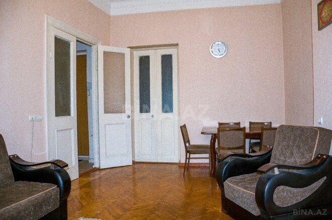 İcarəyə verilir 2 otaqlı köhnə tikili 65 m², Nizami m., photo 7 from 16
