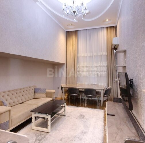 Сдаётся 3-комн. вторичка 80 м², м. Сахил, photo 1 from 20