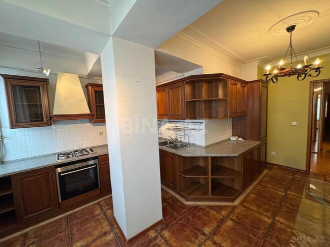 Продаётся 4-комн. новостройка 200 м², м. Низами, photo 8 from 20