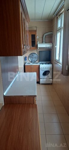Продаётся 2-комн. вторичка 60 м², м. Кара Караев, photo 12 from 16