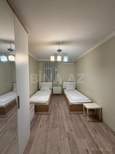 Продаётся 3-комн. вторичка 79 м², м. Сахил, photo 12 from 16