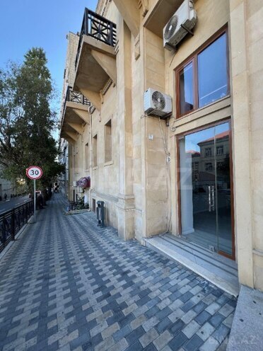 Satılır  obyekt 32 m², İçəri Şəhər m., photo 3 from 12