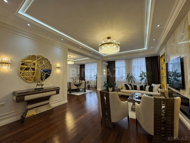 Satılır 4 otaqlı yeni tikili 200 m², Nizami m., photo 1 from 18