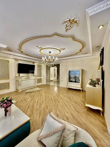 Сдаётся 4-комн. новостройка 180 м², Насиминский  р., photo 4 from 23