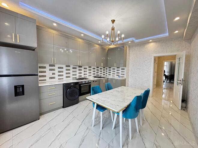 Продаётся 3-комн. новостройка 135 м², м. Нефтчиляр, photo 9 from 15