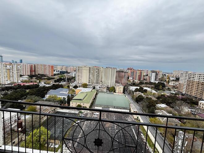 Продаётся 3-комн. новостройка 135 м², м. Нефтчиляр, photo 4 from 15