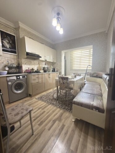 Satılır 2 otaqlı köhnə tikili 75 m², İnşaatçılar m., photo 8 from 11