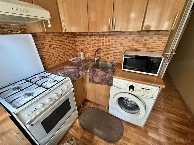 Satılır 3 otaqlı köhnə tikili 75 m², Elmlər Akademiyası m., photo 8 from 11