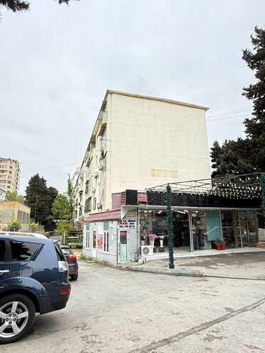 Satılır 3 otaqlı köhnə tikili 80 m², 20 Yanvar m., photo 1 from 18