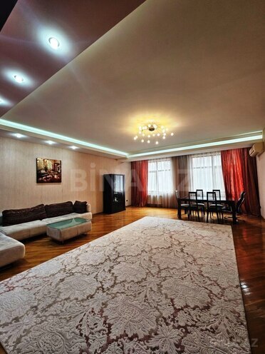 Satılır 4 otaqlı yeni tikili 210 m², Sahil m., photo 4 from 9