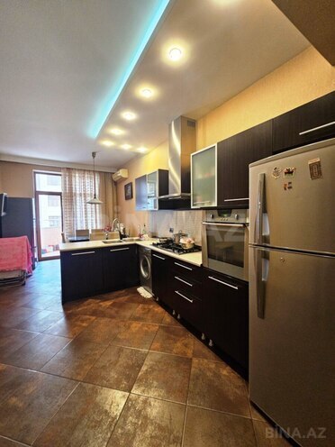 Satılır 4 otaqlı yeni tikili 210 m², Sahil m., photo 6 from 9