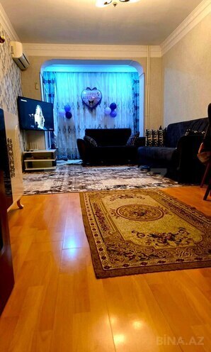Продаётся 2-комн. вторичка 60 м², м. Нефтчиляр, photo 4 from 13